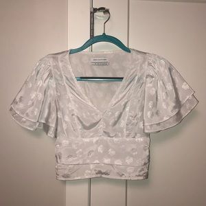 UO white top
